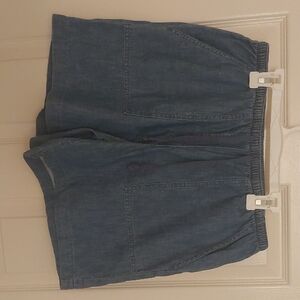 L.L. Bean High-Waist Elastic Denim Shorts in Dark Blue